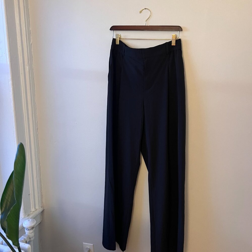 ALO YOGA HIGH WAIST PURSUIT TROUSER PANT